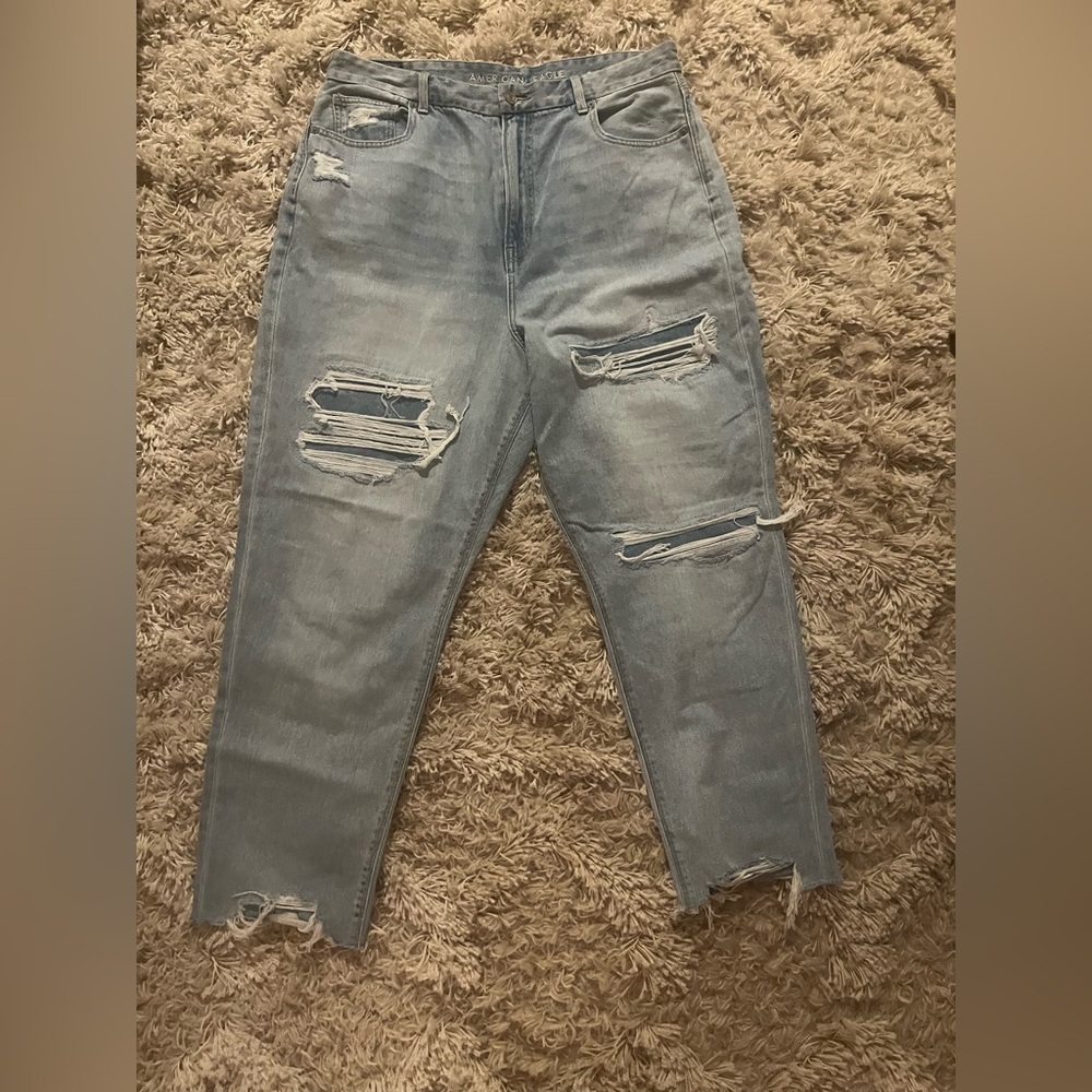 American Eagle Mom Jeans